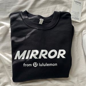 Lululemon Mirror edition Crew Neck